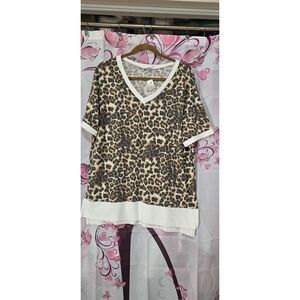 White‎ Birch Medium Leopard Short Sleeve Blouse NWT